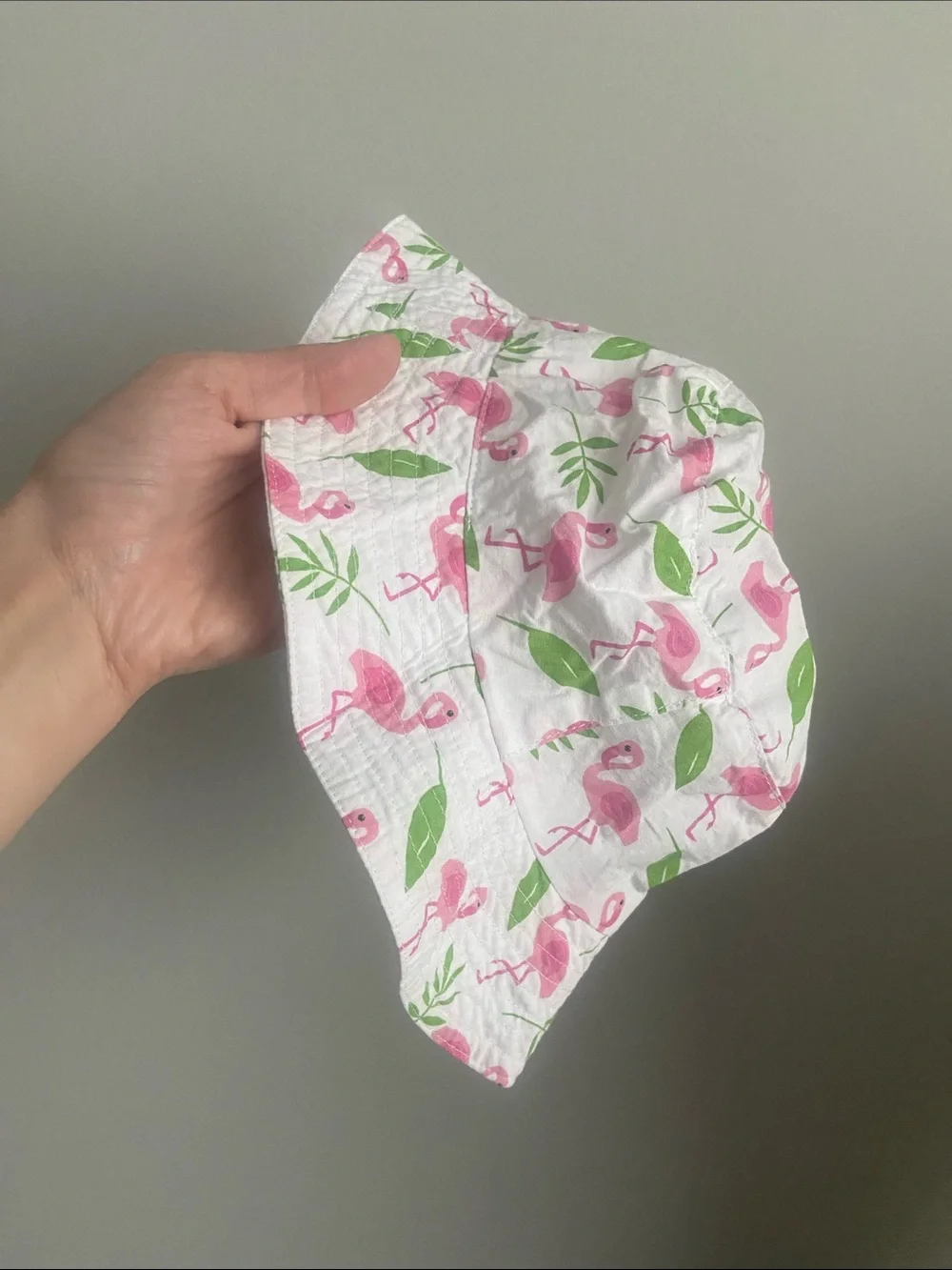 Baby White Bucket Hat with Pink Flamingo Print age 0+ pool sun hat baby girl